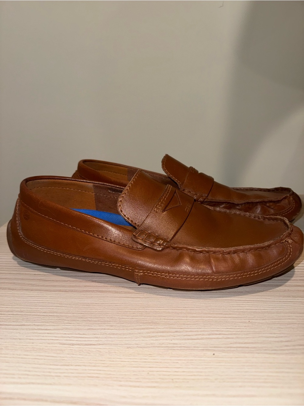 Clarks Tan Leather Penny Loafers Driving Shoes 8.5